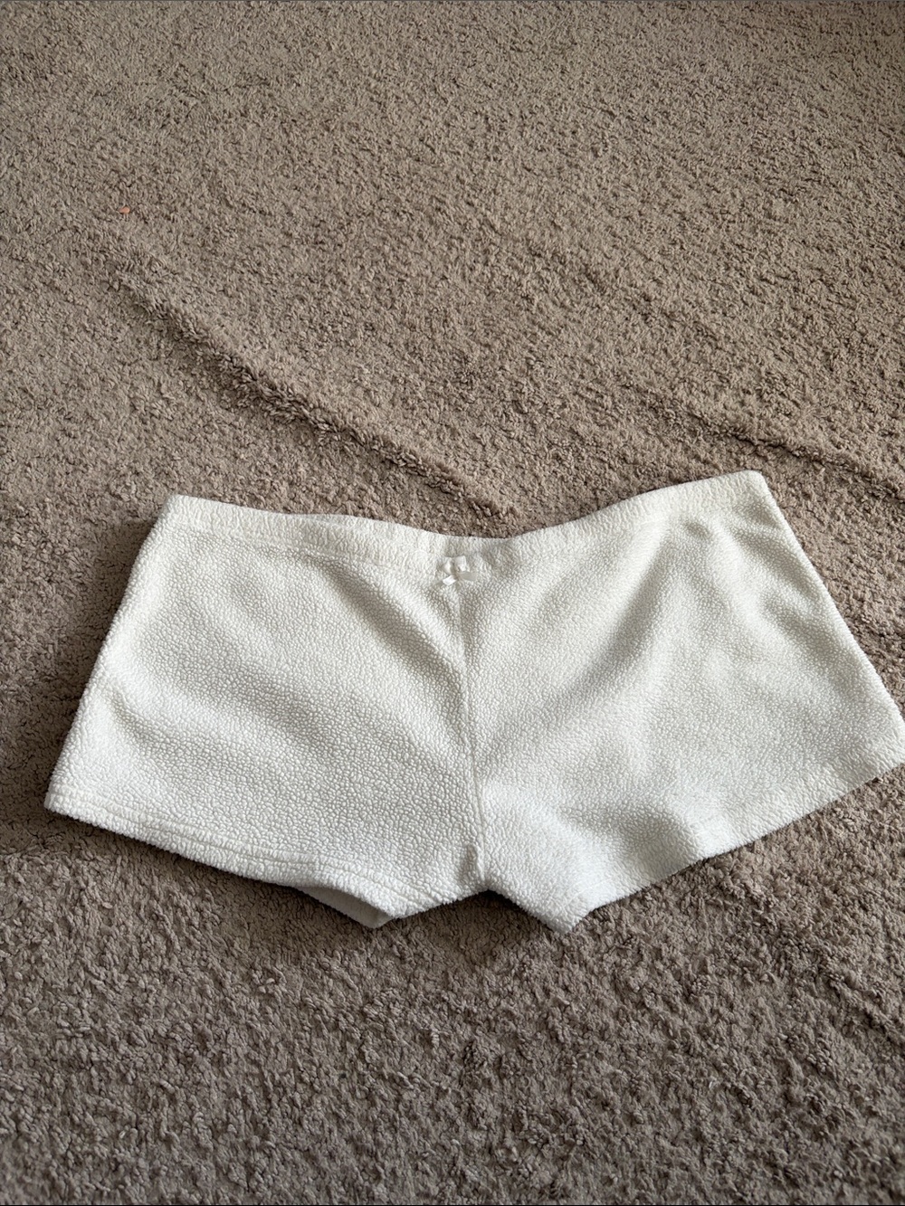 Discovery Cream Cozy Lounge Shorts